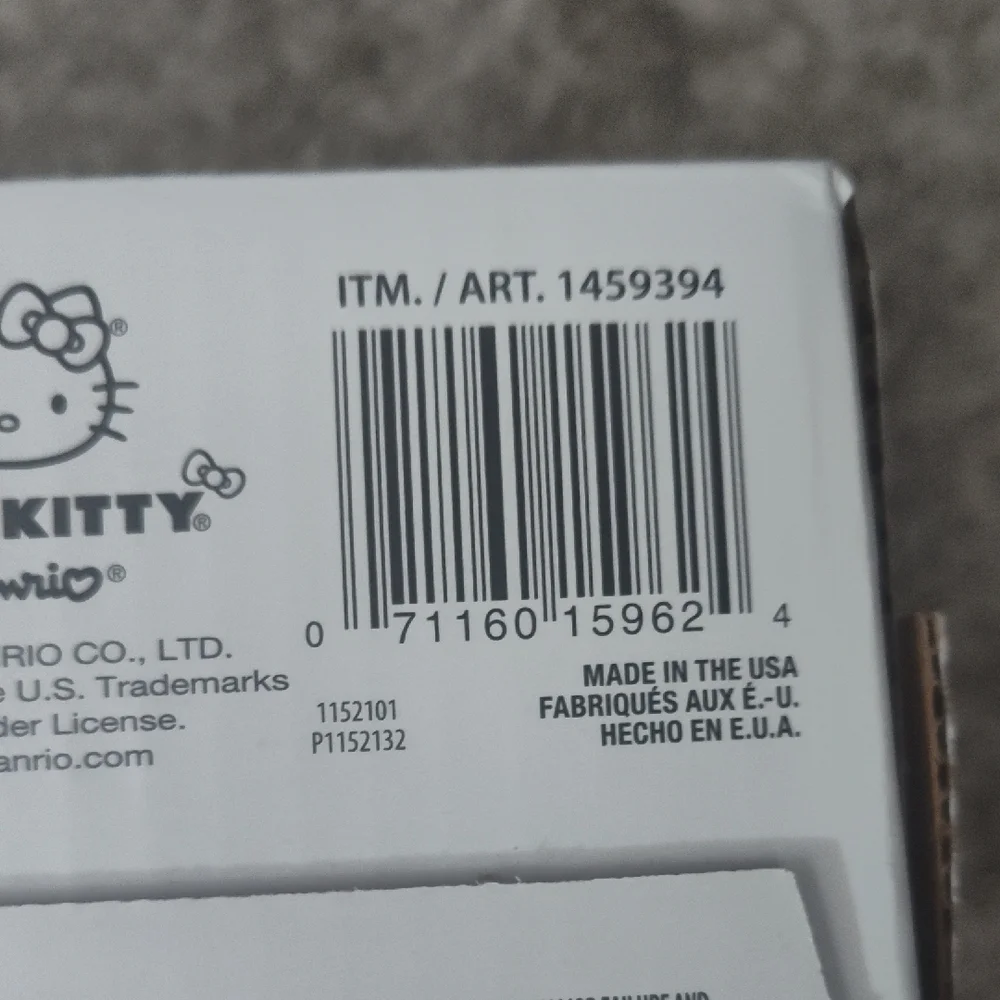 Pyrex Hello Kitty Decorated Glass Food Storage Set - Pink and Blue - Picture 2 of 6